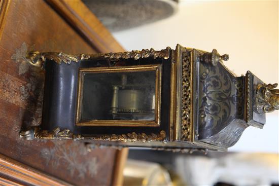 A late 19th century French boulle work mantel timepiece, 14in.